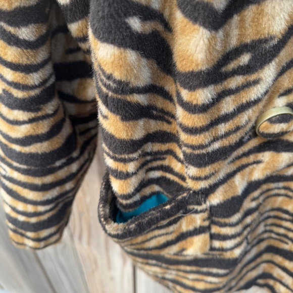 zebra printed faux fur fleece pea coat vintage black and brown - Picture 2 of 6